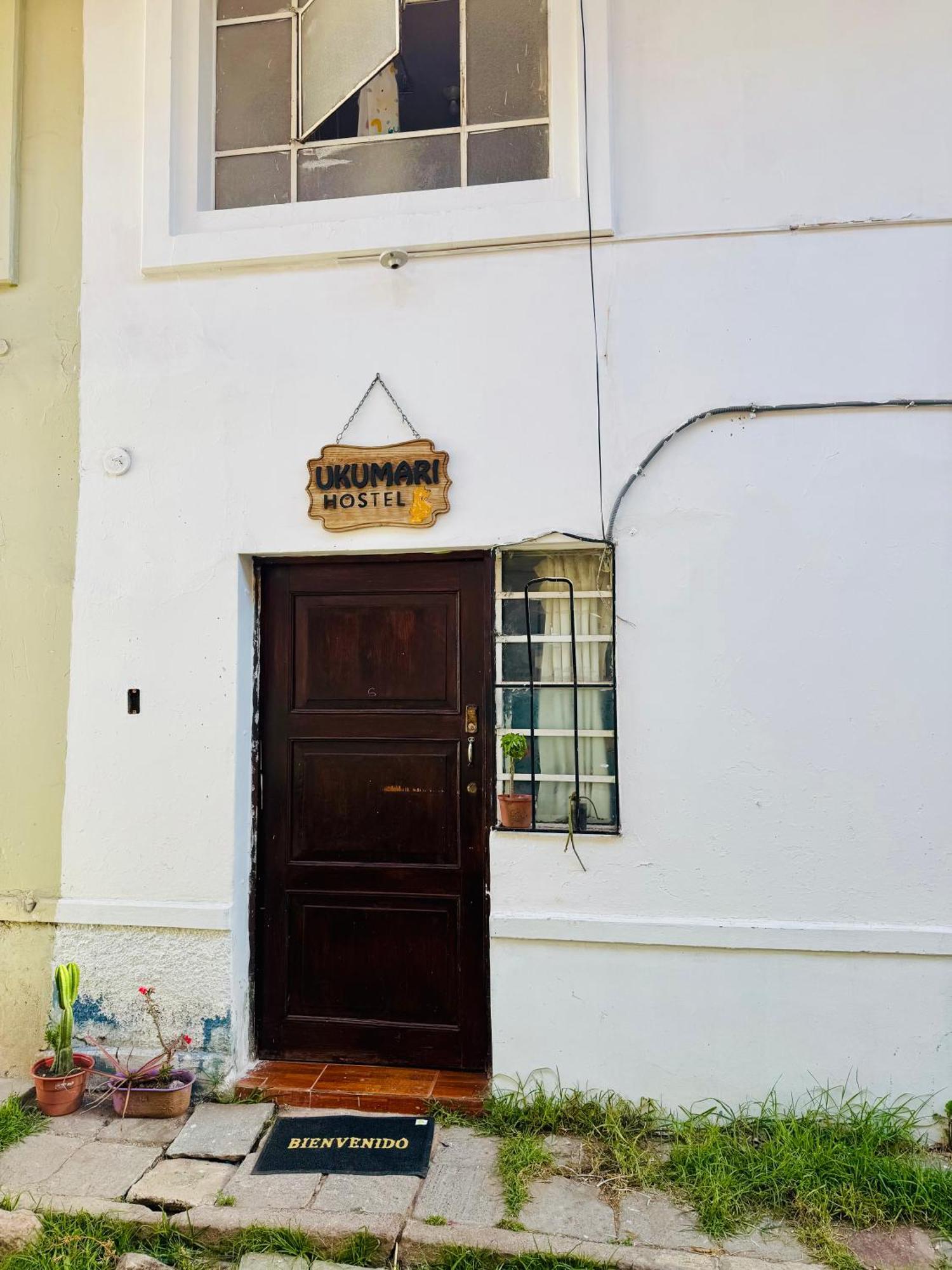 Ukumari Hostel Куско Екстер'єр фото