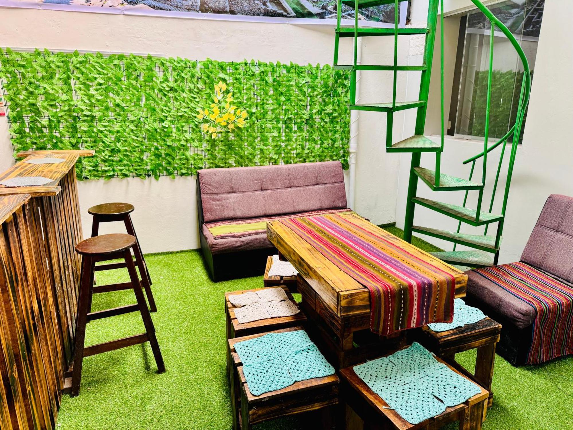 Ukumari Hostel Куско Екстер'єр фото
